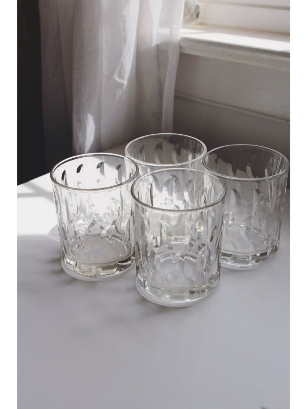 Vintage Clear Glass Tumblers Textured Wave, Crescent Moon or Half Moon Pattern, - Picture 5 of 5